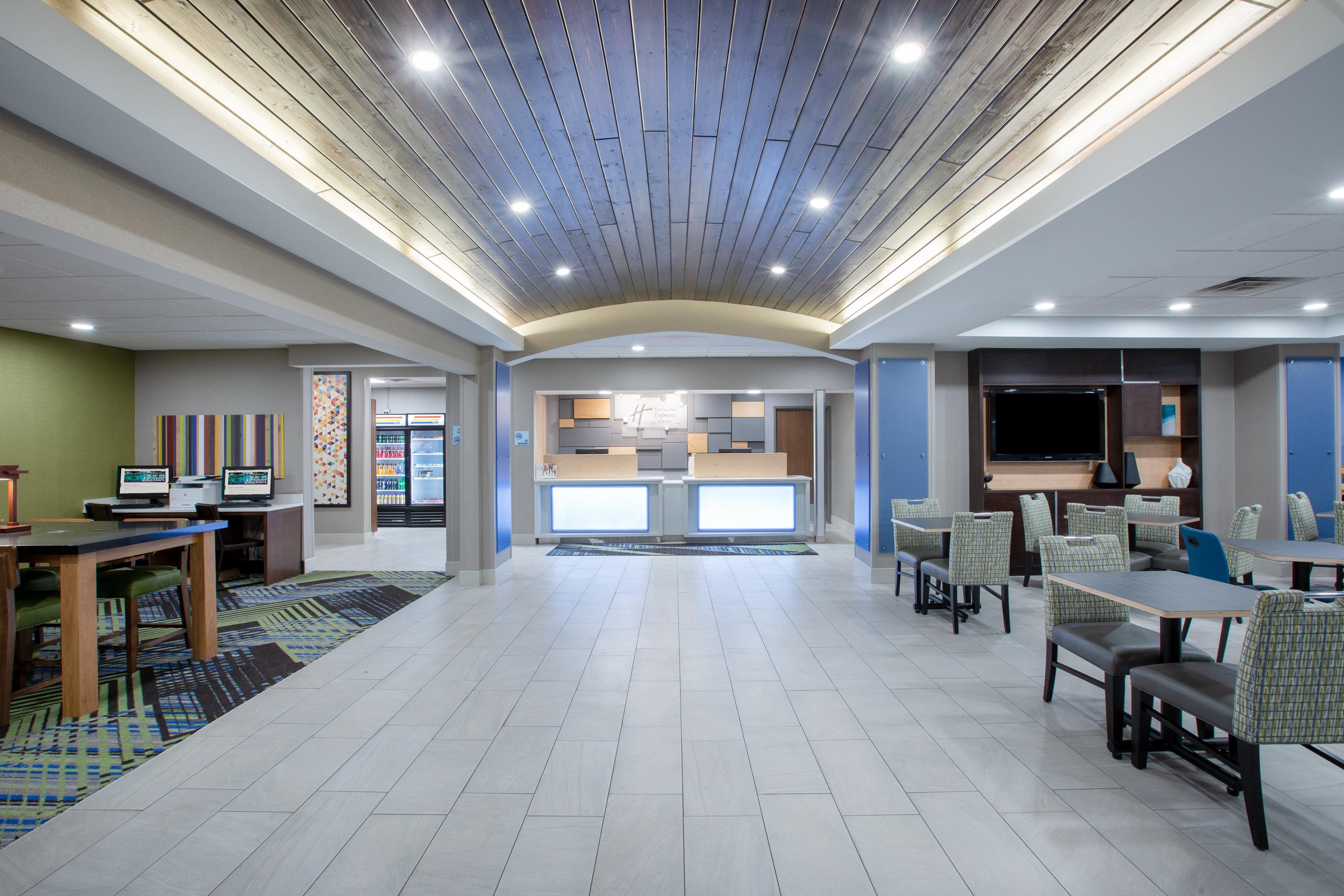 Holiday Inn Express Hotel & Suites Columbus By Ihg Extérieur photo