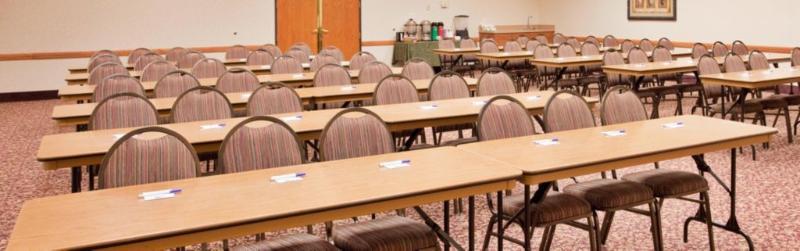 Holiday Inn Express Hotel & Suites Columbus By Ihg Extérieur photo